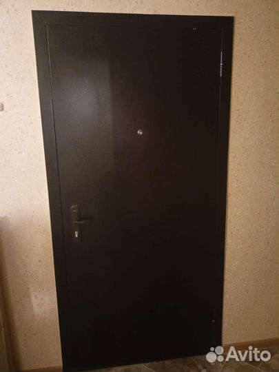 Дверь входная