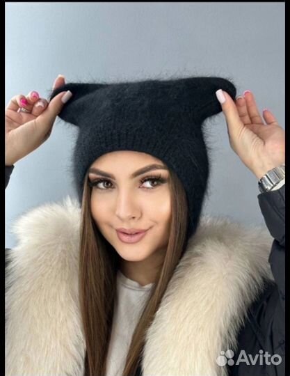 Шапка женская с ушками