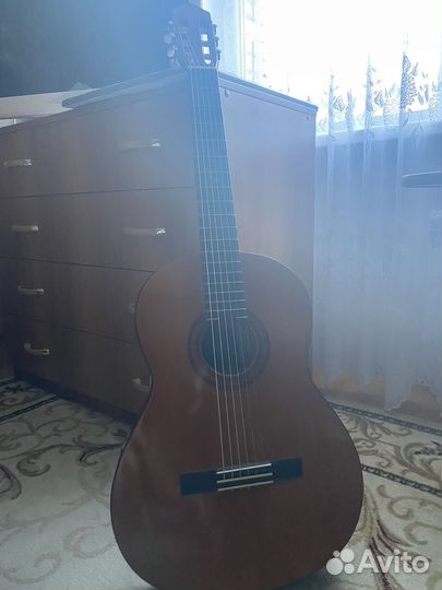Классическая гитара yamaha c40