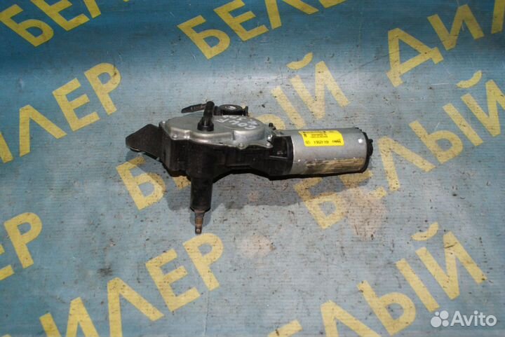 Моторчик задних дворников Volkswagen Golf 4 Varian