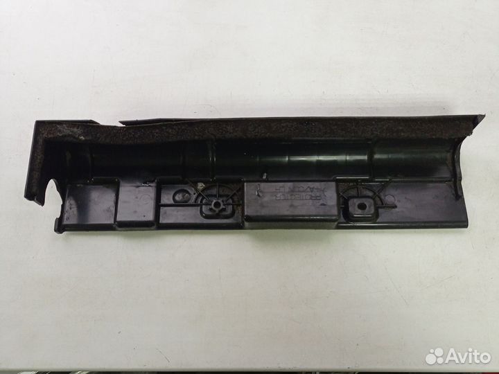 Дефлектор радиатора левый Kia Solaris