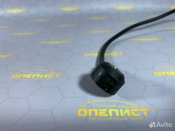 Датчик детонации Opel Vectra B Z18XE