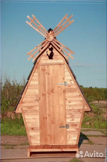 Уличный туалет деревянный NJT