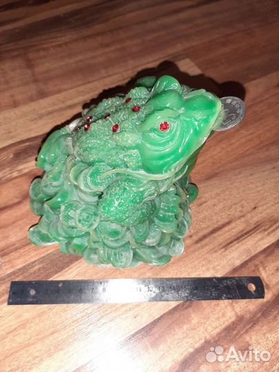 Трехлапая денежная жаба