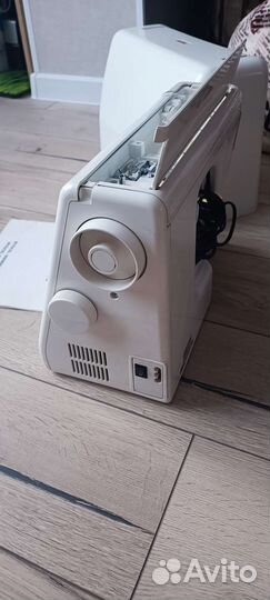 Швейная машинка janome электрическая