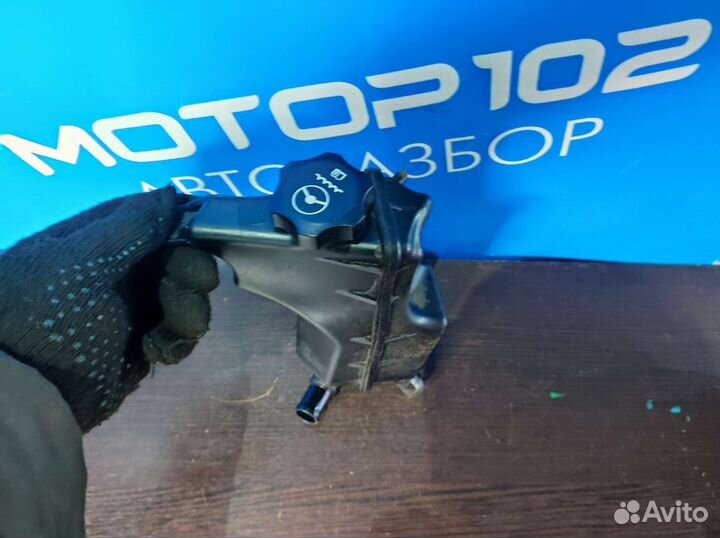 Бачок гура Chevrolet Cruze