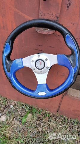 Руль автомобильный спортивный