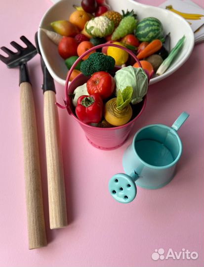 15 фигурок + инвентарь Овощи из полимерной глины