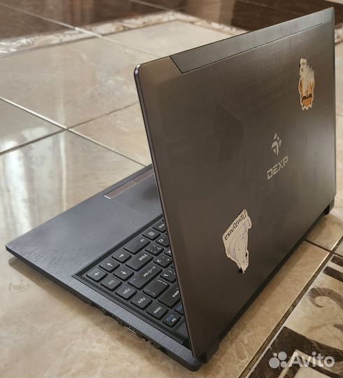 Ноутбук dexp Core i3 Full HD IPS