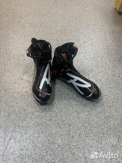 Лыжные ботинки коньковые rossignol