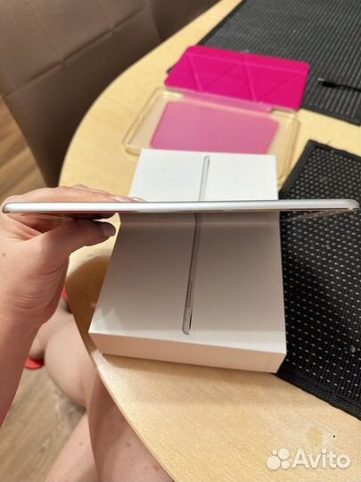 iPad mini 4 128gb wifi