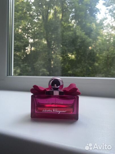 Парфюм Salvatore Ferragamo Signorina Ribelle