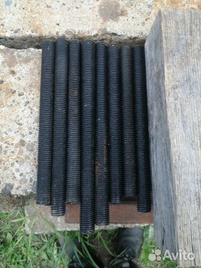 Шпилька d 20мм