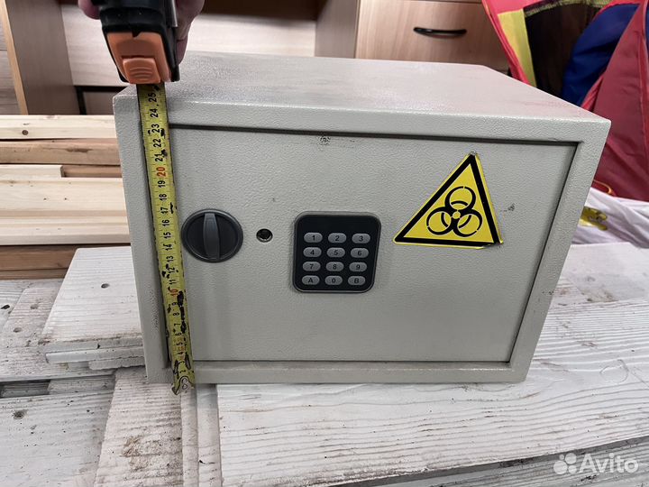Сейф для денег, сейф для документов бу