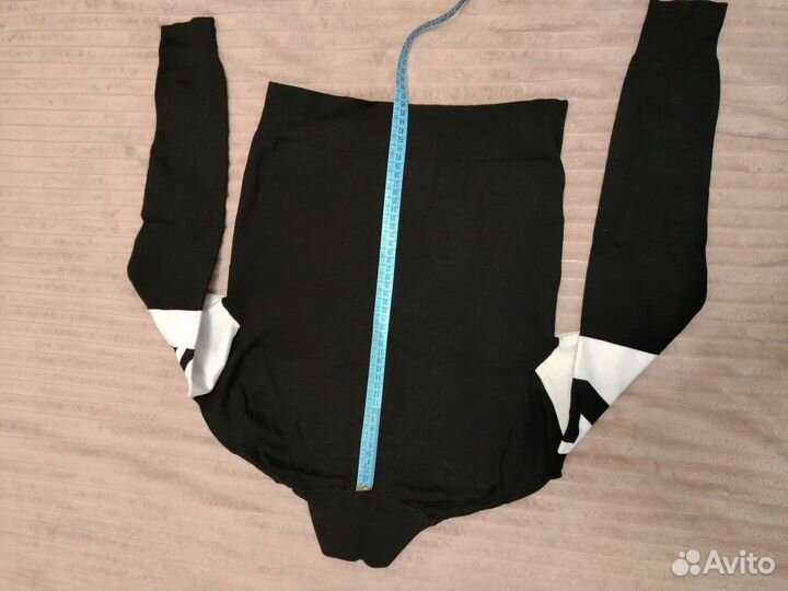 Укороченная кофта