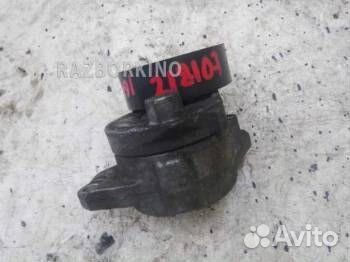 Натяжитель ремня Мерседес