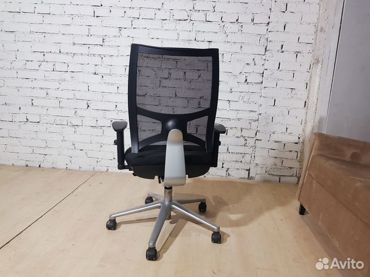 Кресло компьютерное Италия