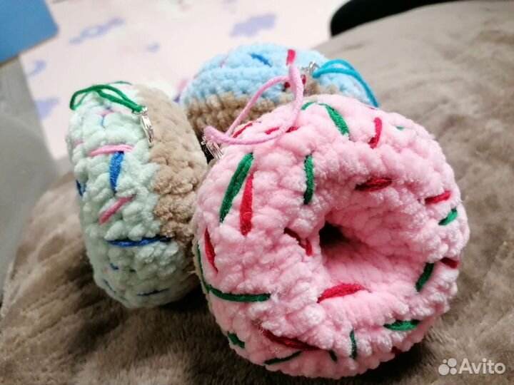 Брелок пончик