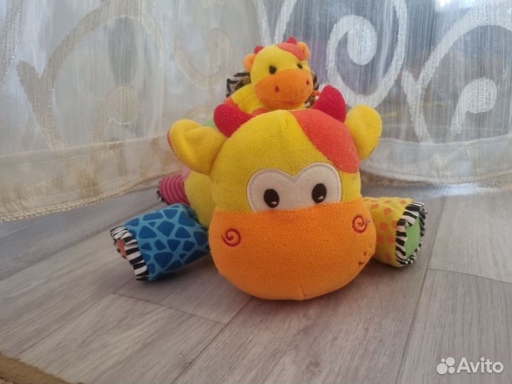 Мягкая игрушка Корова развивающая для малышей