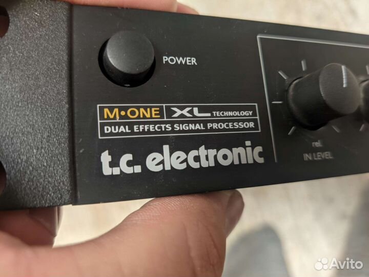 Процессор эффектов tc electronic m-one