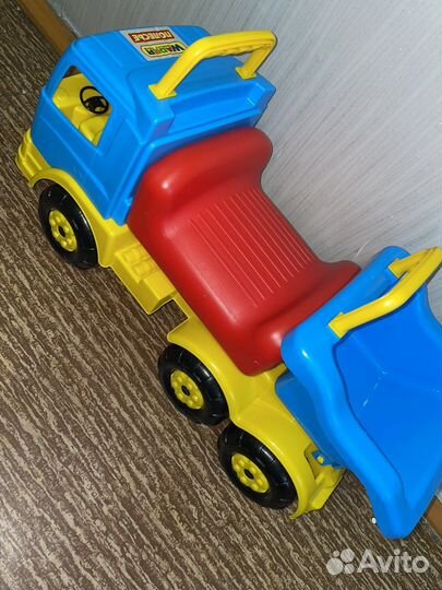 Машина детская