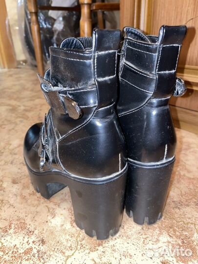 Ботильоны на платформе 37