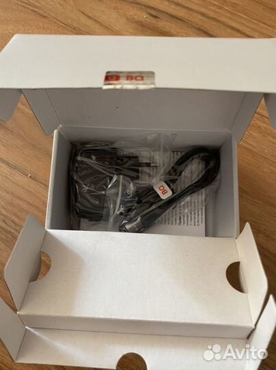 Зарядное ус-во USB,Микро USB,на iPhone 4-4S,новый