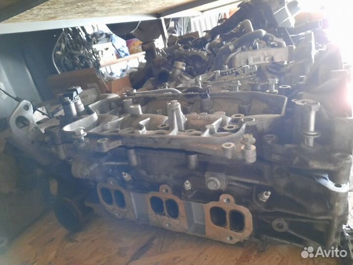 Головка левая v9x гбц Инфинити Ниссан