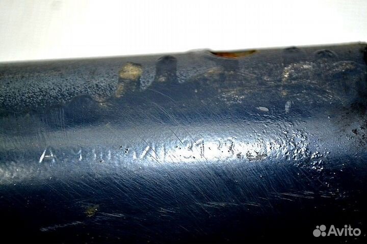 Кронштейн крыла ведущего моста, передний правый me