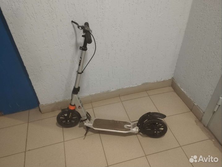 Самокат детский двухколесный бу