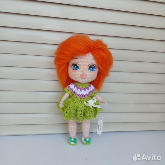 Куколки, связанная крючком