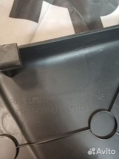 Накладка стойки левая Renault Duster 2 2018