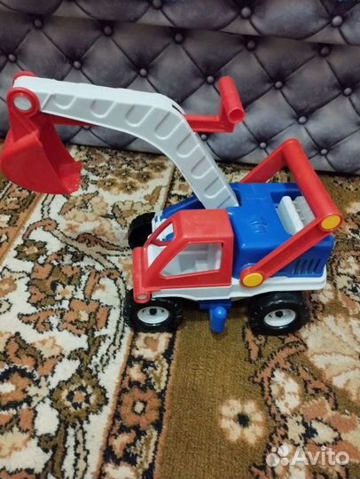 Детские игрушки машины