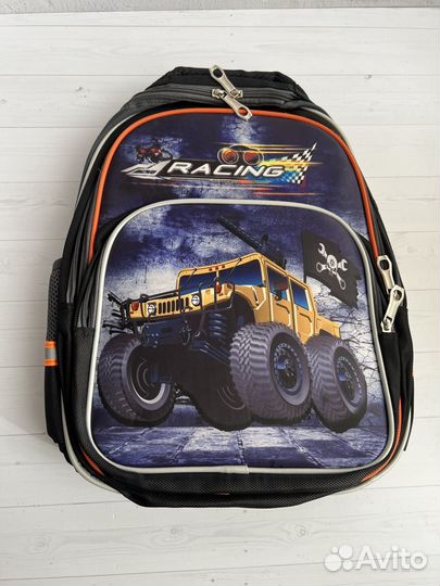 Портфель рюкзак школьный для мальчика