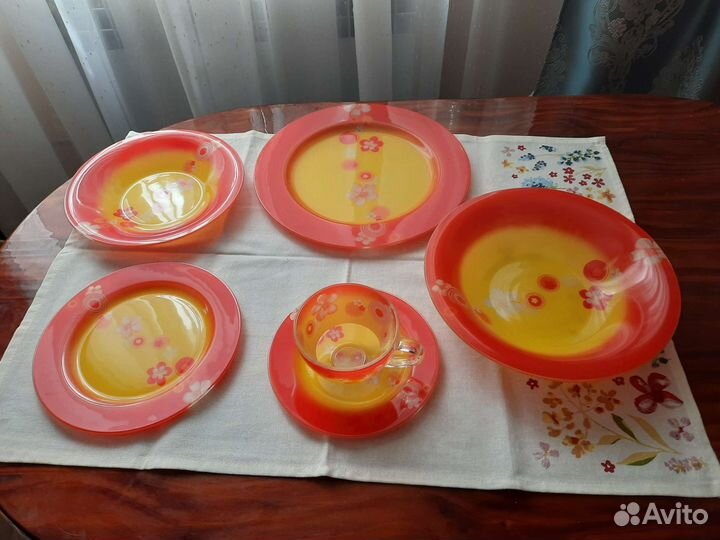 Столовый сервиз 31 предмет