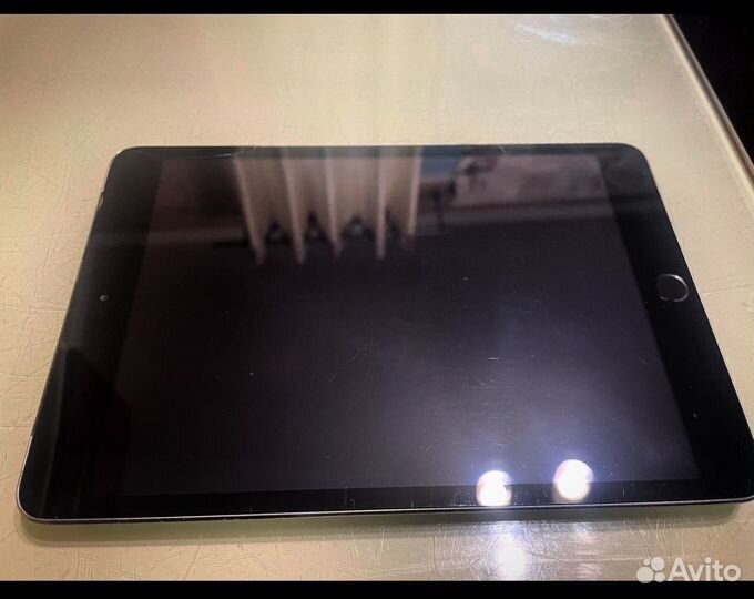 Планшет Apple iPad mini 3 64GB