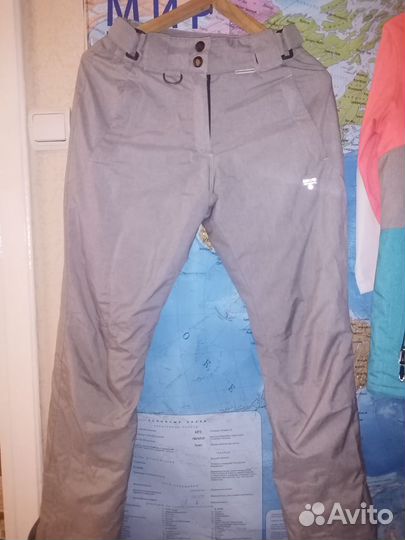 Продам подростковый лыжный костюм 42-44 р б/у