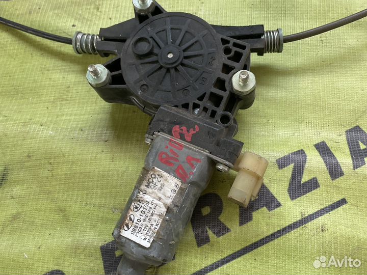 Стеклоподъемник двери передний левый Kia Rio 2