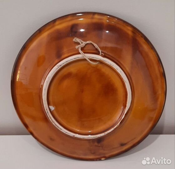 Тарелка настенная майолика зик конаково тетерев