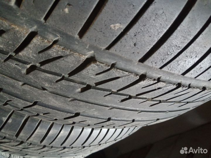 Kumho Ecsta SPT KU39 265/70 R16