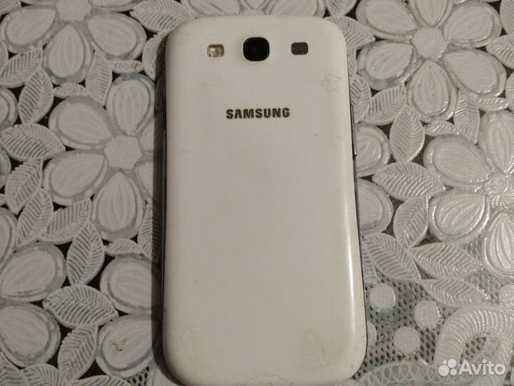 Телефон Samsung