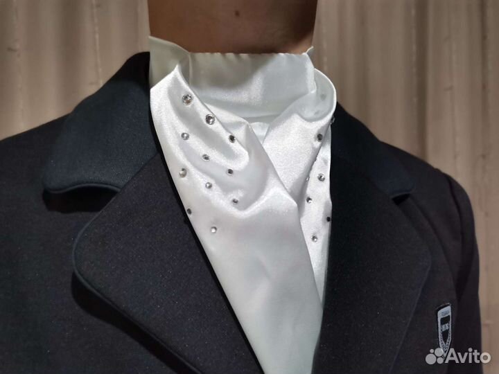 Галстук для конного спорта