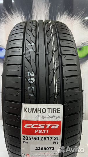 Kumho Ecsta PS31 205/50 R17 93W