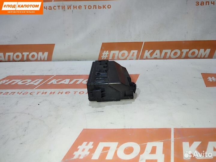 Блок предохранителей Nissan Qashqai 2 2015