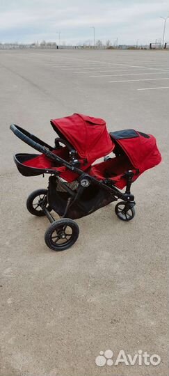 Коляска для двойни или погодок Baby Jogger