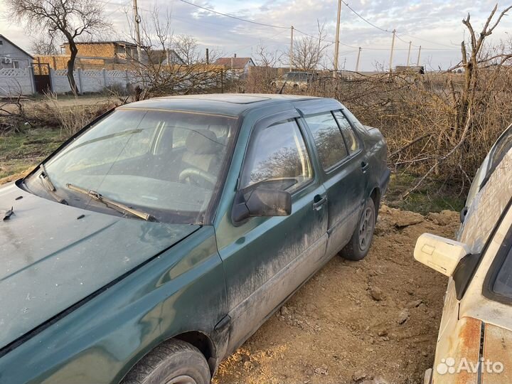 Volkswagen Jetta 2.0 МТ, 1996, 100 000 км