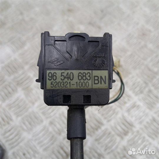 Переключатель поворотов подрулевой Chevrolet Aveo