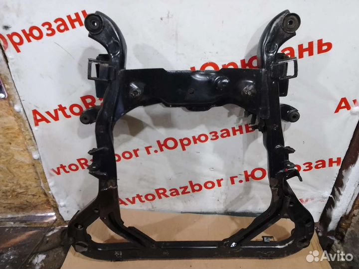 Передний подрамник Opel Vectra B