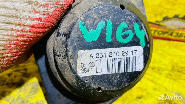 Опора двигателя левая/правая Mercedes-benz W164