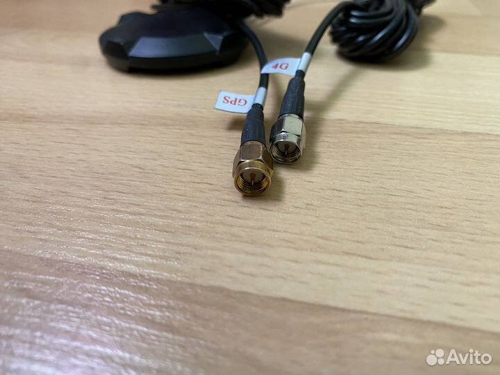 Антенна GSM GPS + 4G два в одном SMA